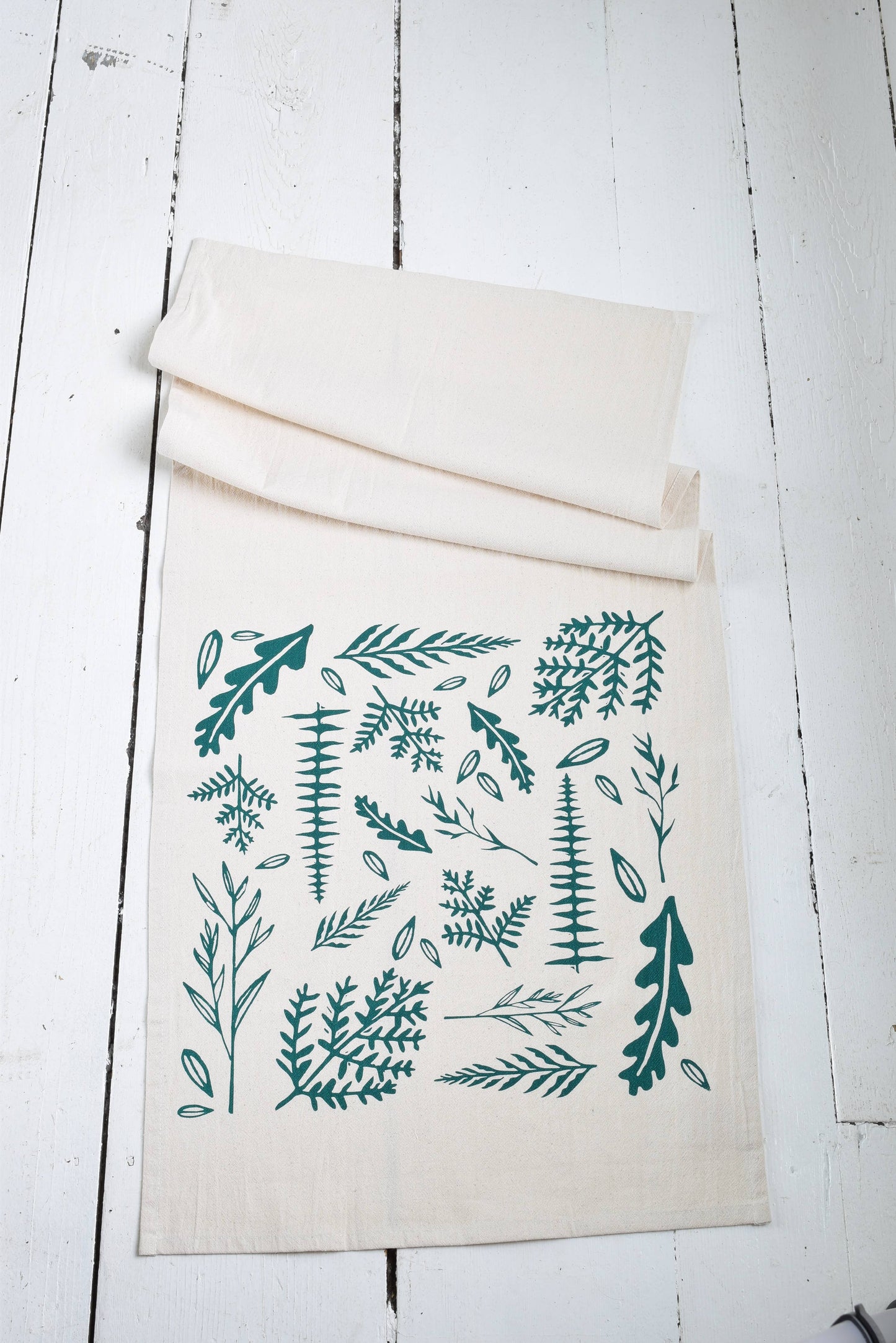 Organic Cotton Woodland Ferns Tea Towel in Dark Green - Eco