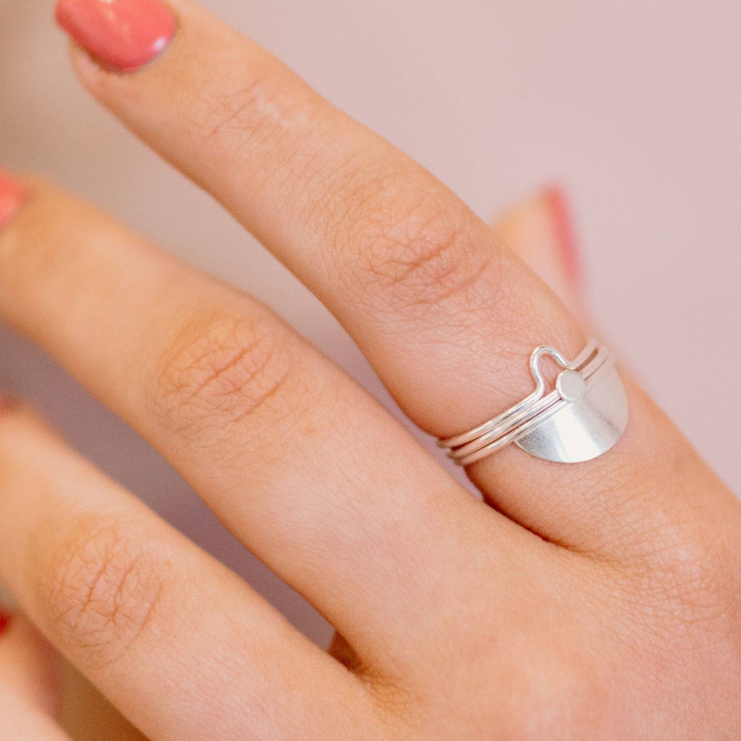 Minimal Semicircle Fragment Stacking Ring