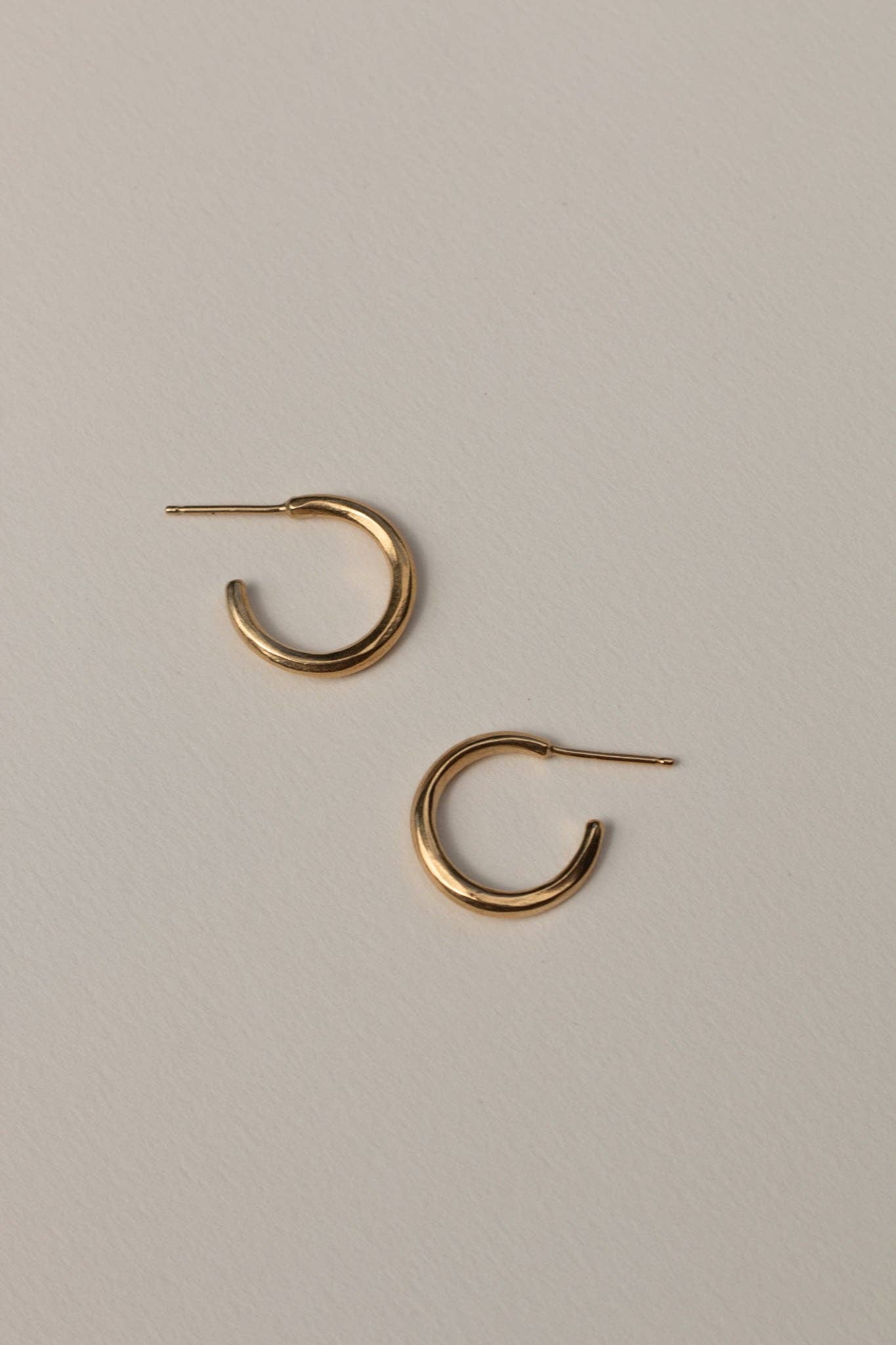 Nayo Hoops (Sm / Lg)
