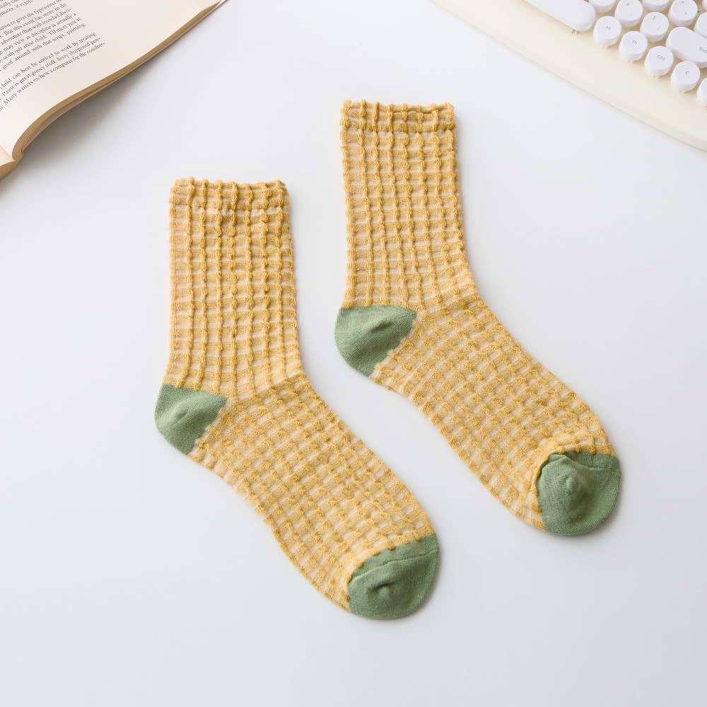 Cotton Waffle Crew Socks – Soft Bubble Texture