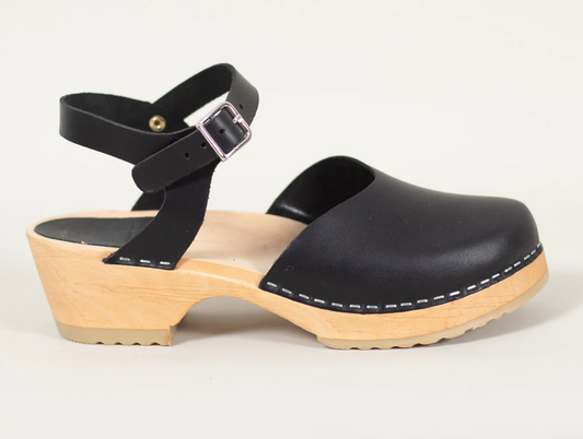 Maguba Monterey Black Comfy Natural Clog