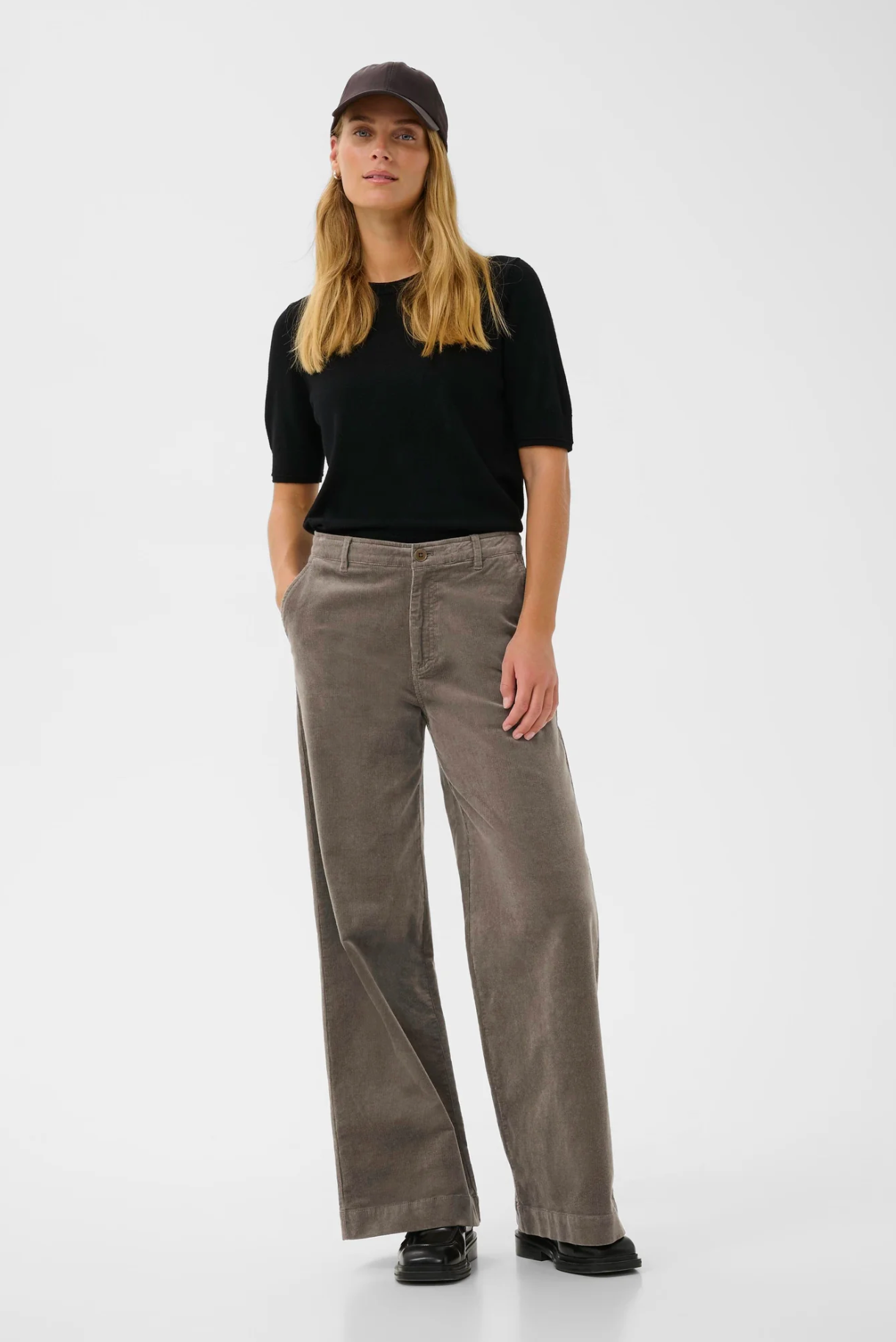 Ninnen Pants | Falcon