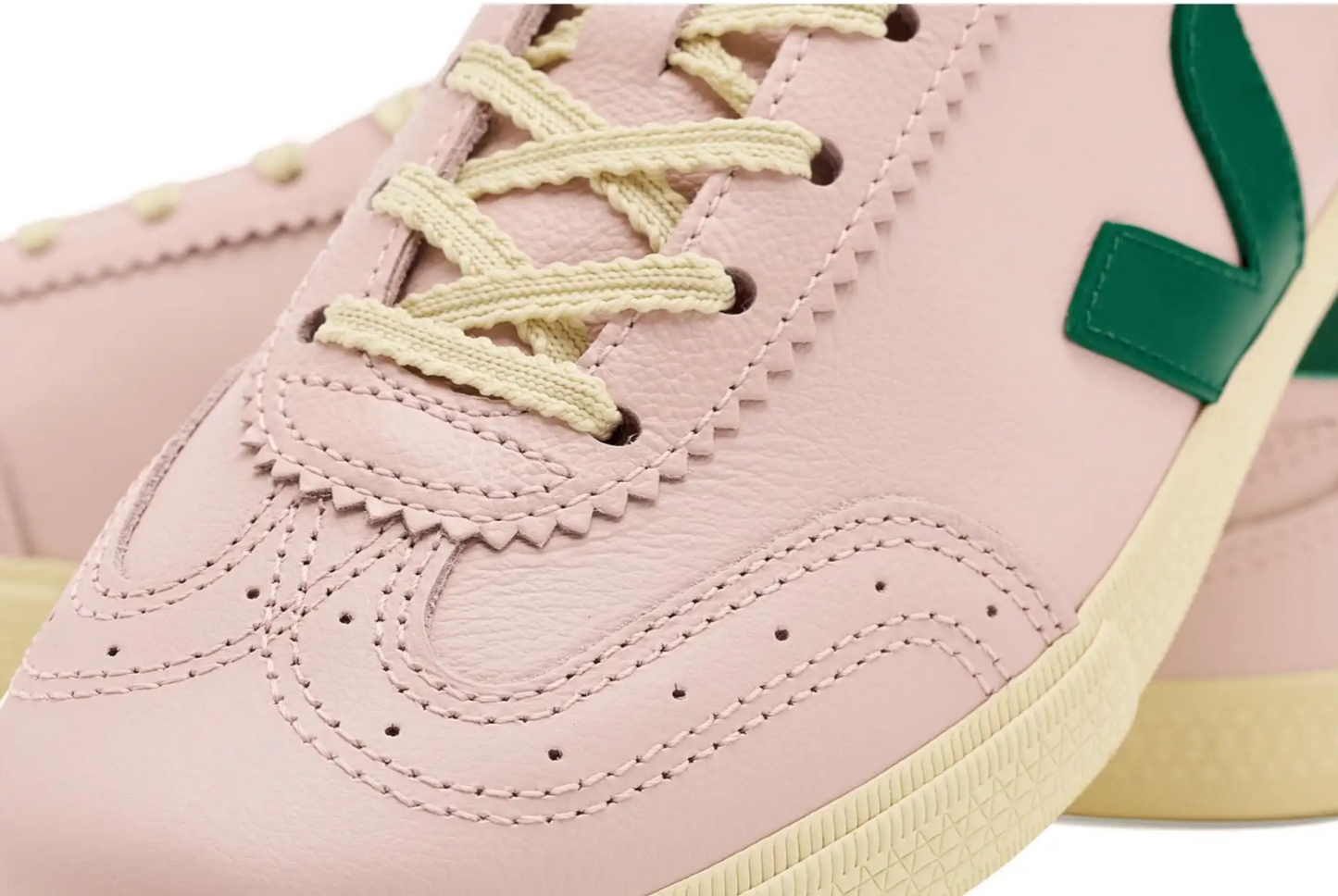 VEJA Volley Leather Petale Golf Calcaire