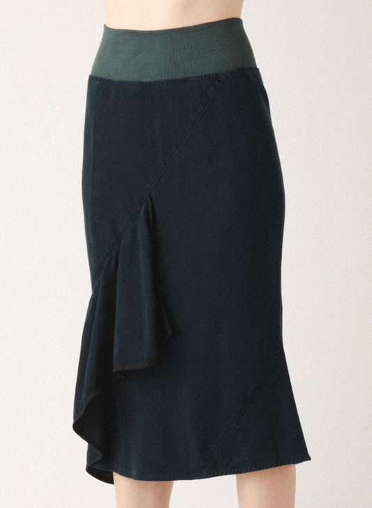 Fantail Skirt in Galaxy