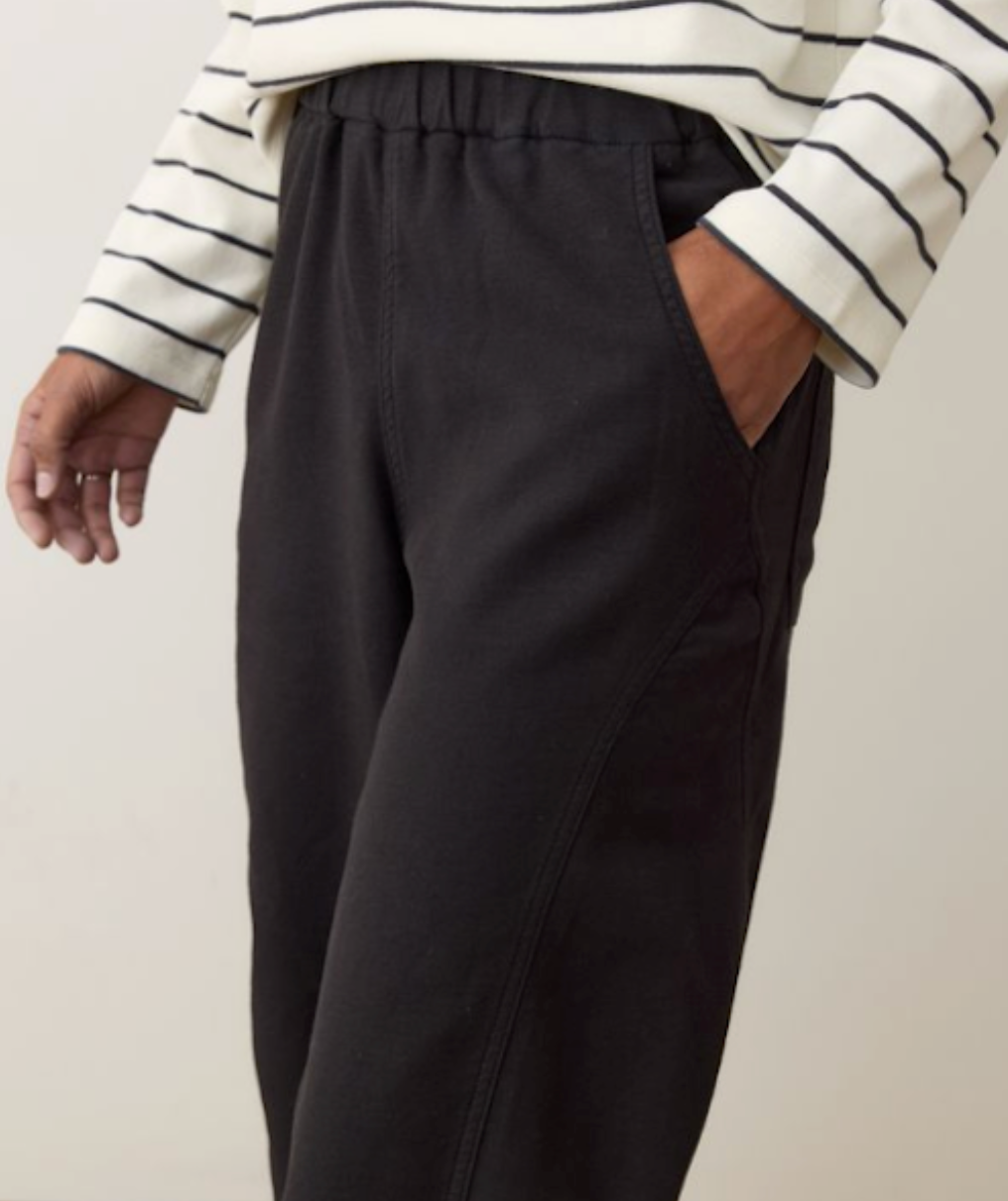 Jessie Barrel | Black