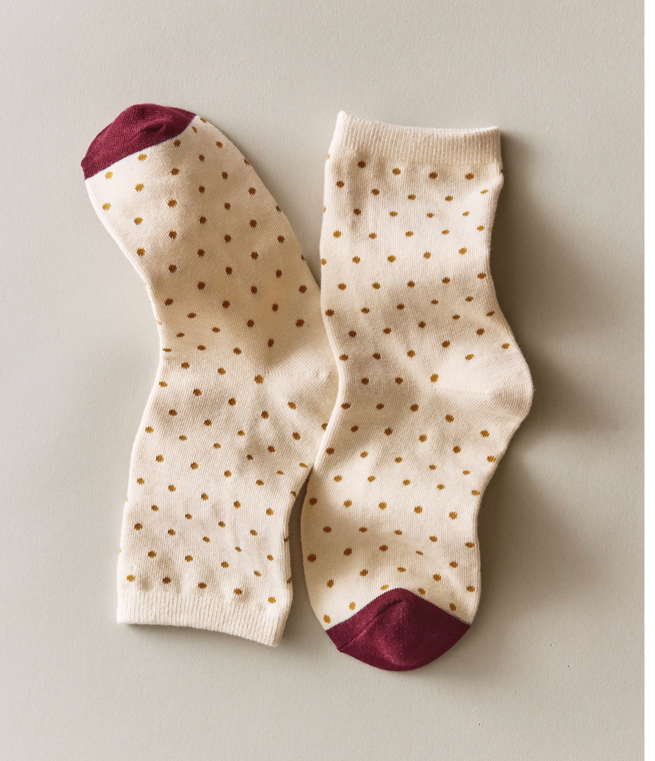 Hi-Ankle Sock - Cream dots