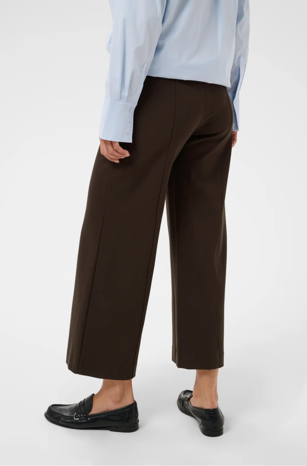 Ilissa Pant - Mole