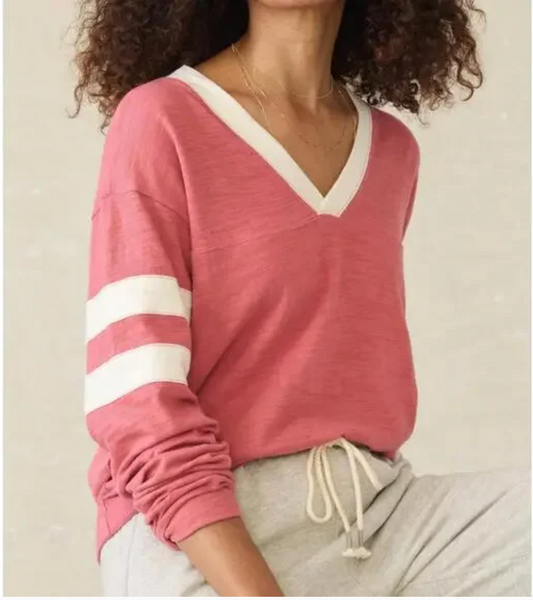 Faherty Organic Cotton Sunwashed Slub Varsity V-Neck | Madder Pink