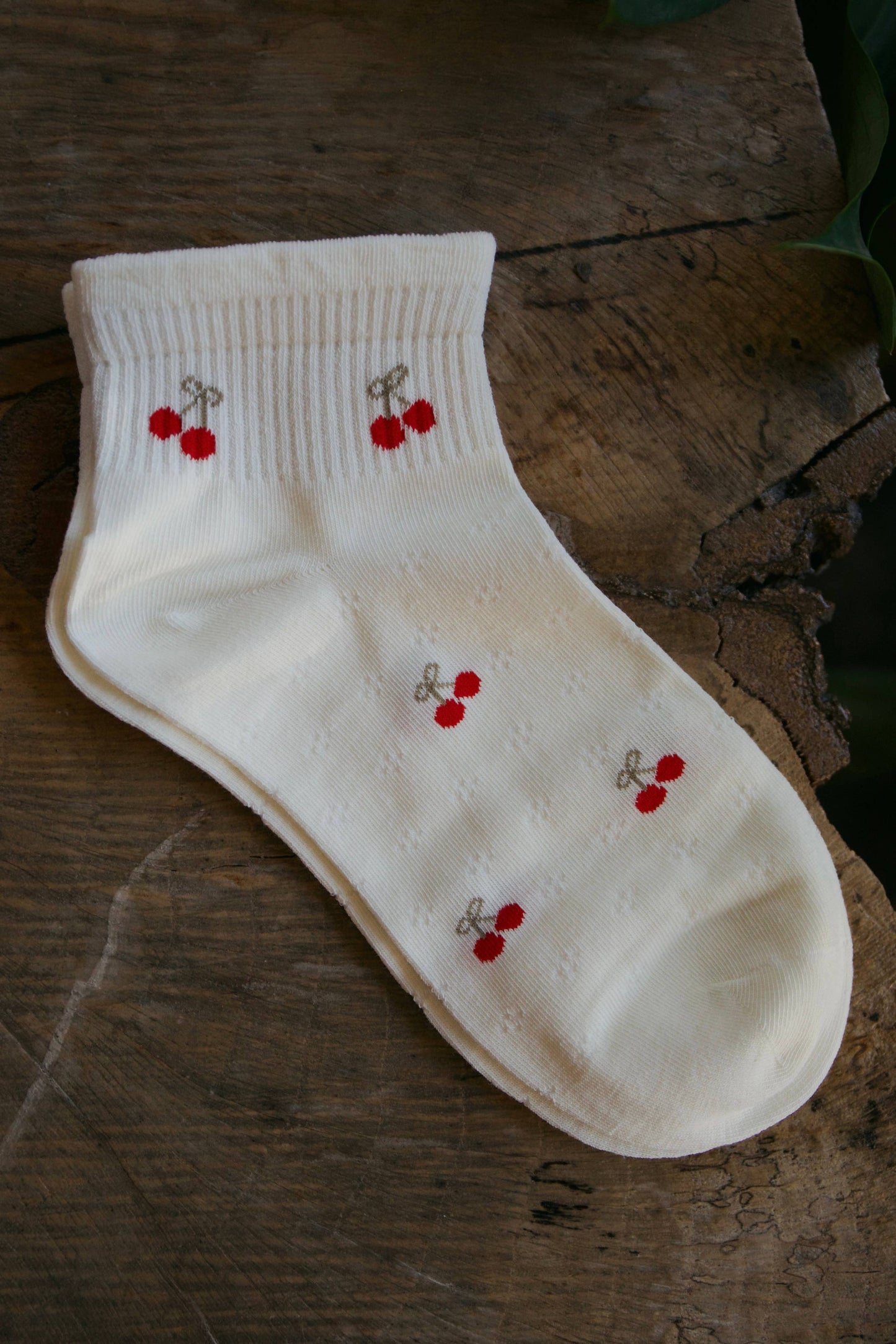 WILD CHERRIES SOCKS