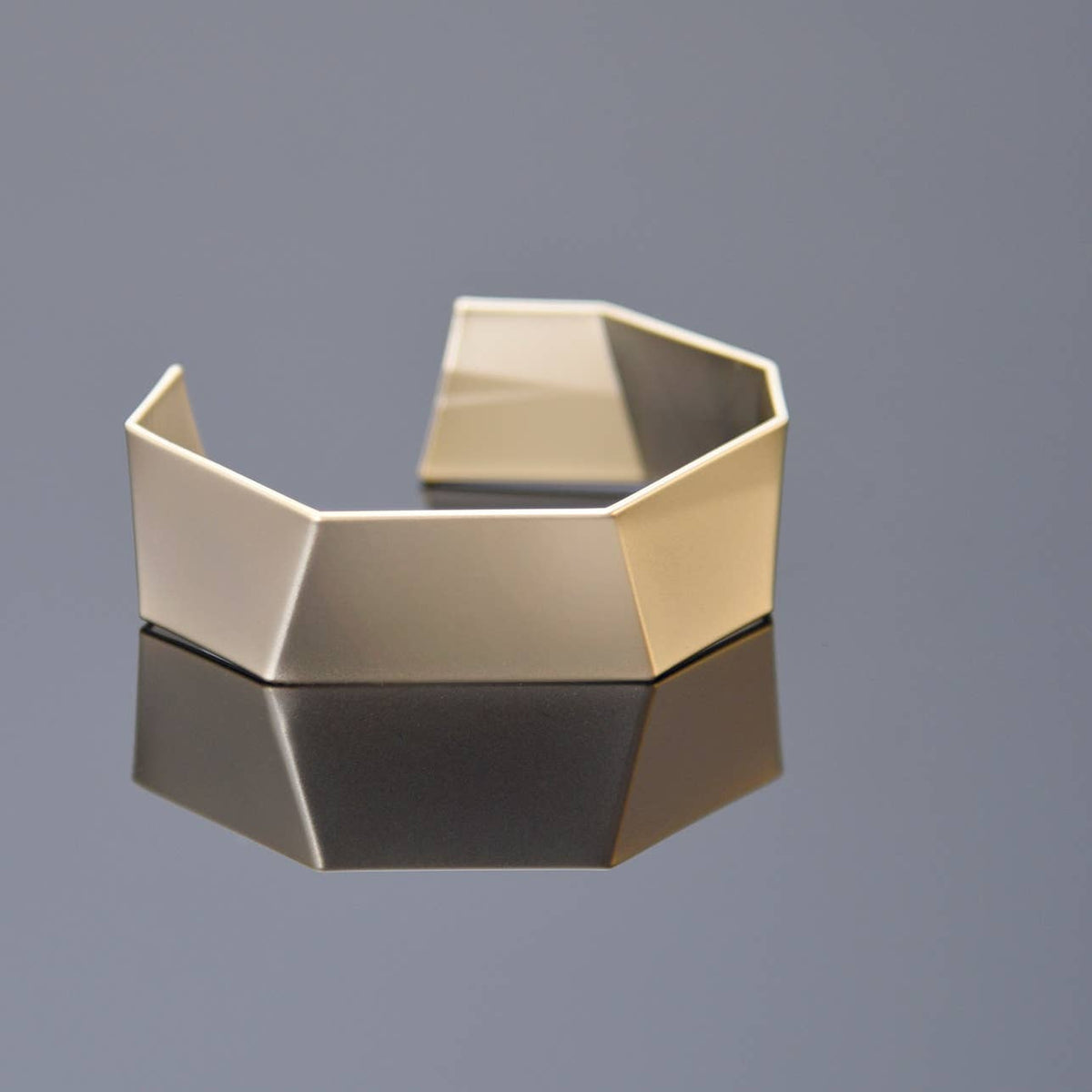 Kiri Bangle