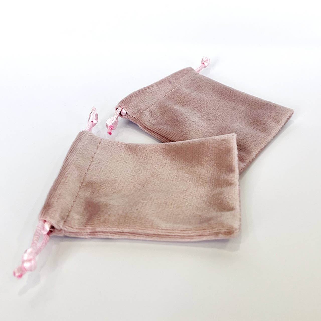 50 pcs Silky Velvet Pouch 2.75" x 3.5" Super Soft Gift Bag