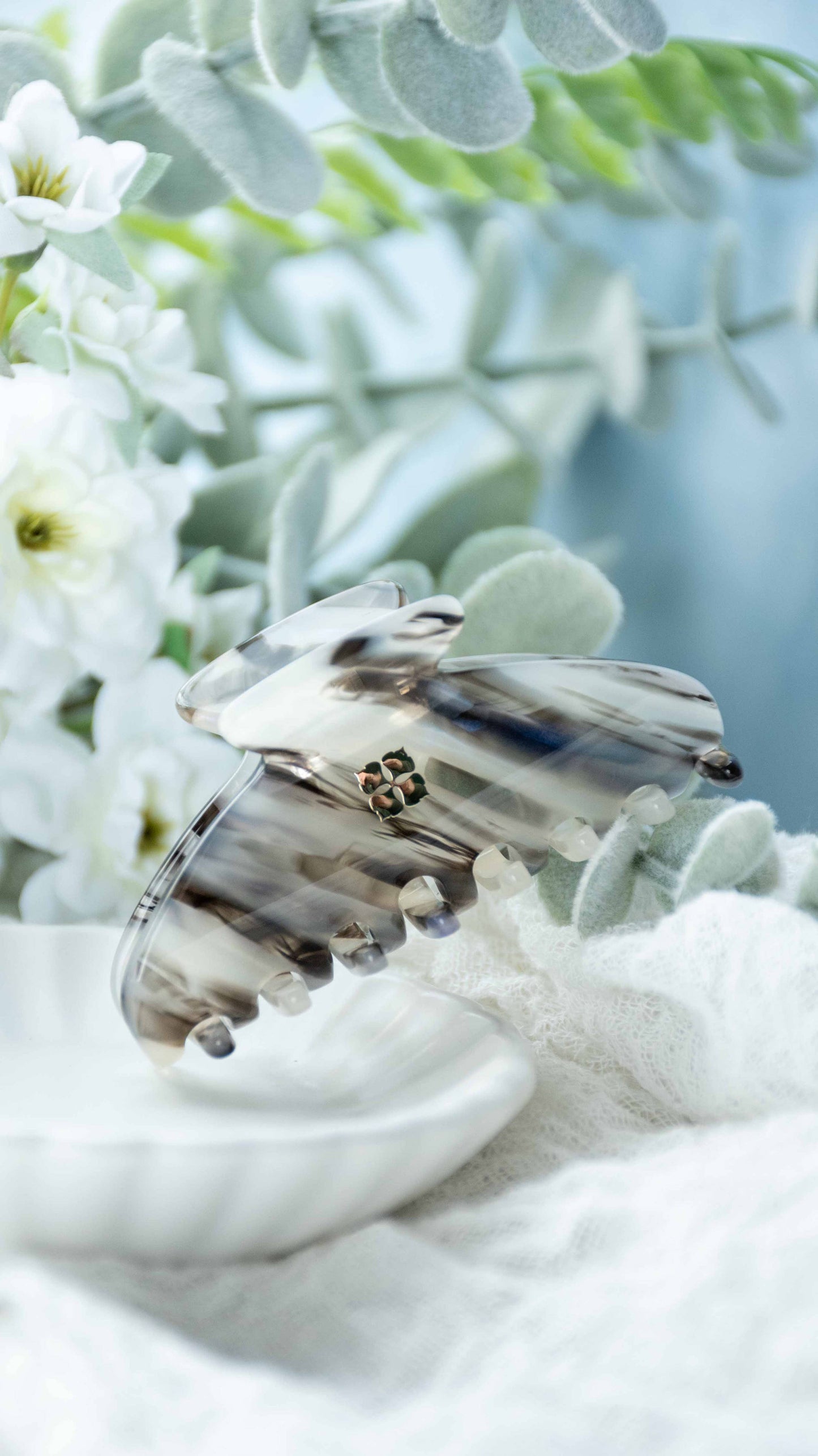 Glamour Grip Mini Claw in Phantom Quartz | Black White Blue Iridescent | Italian Acetate Tortoise Shell Small Hair Clip