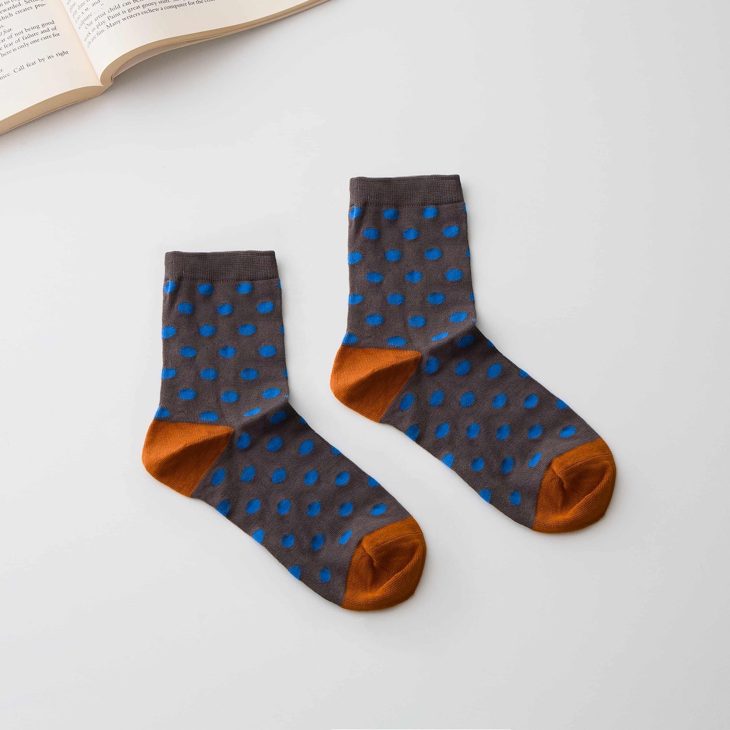 Silk Blend Polka Dot Crew Socks – Soft & Breathable