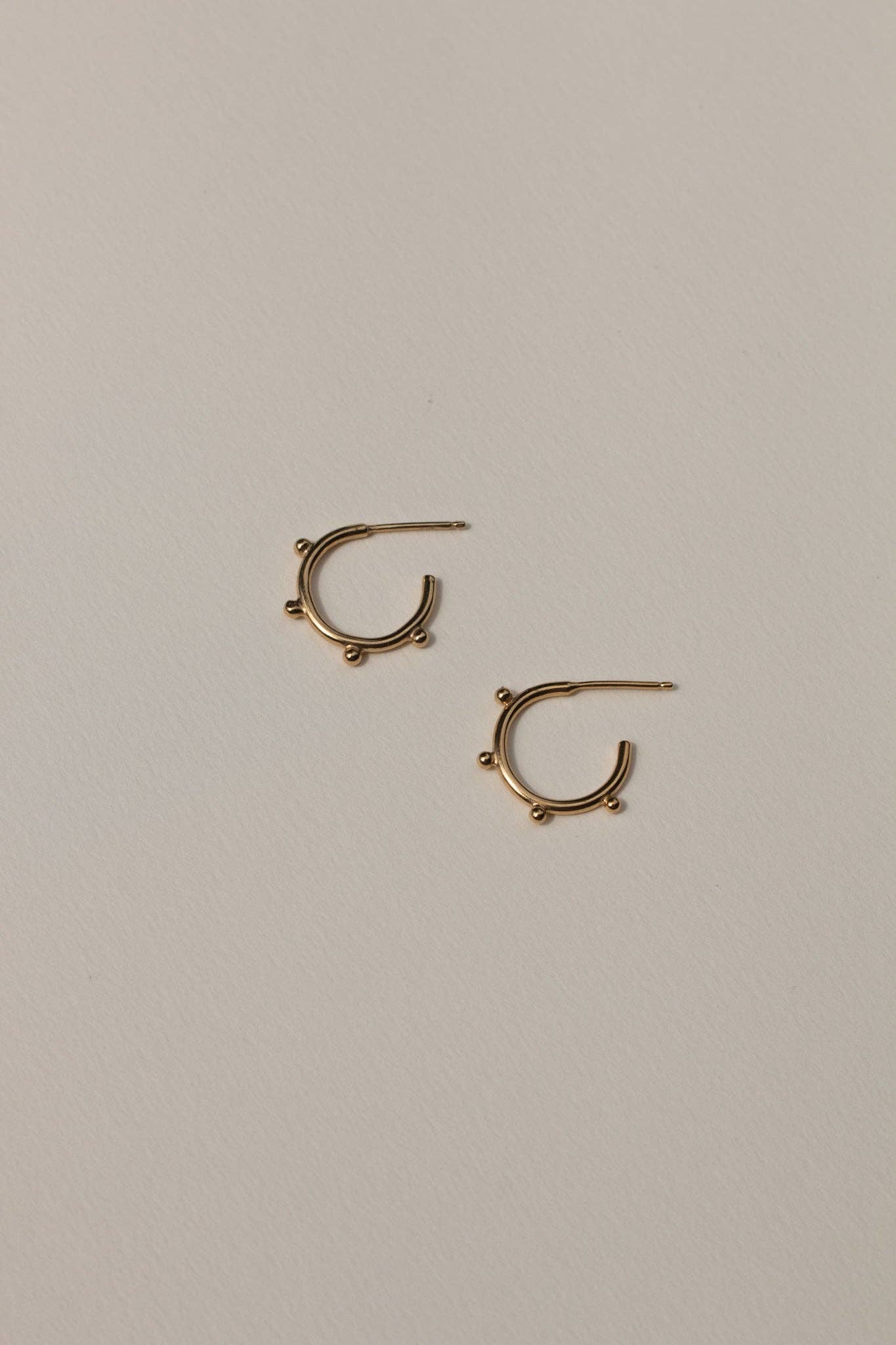 Bentu Hoops (Sm / Lg)