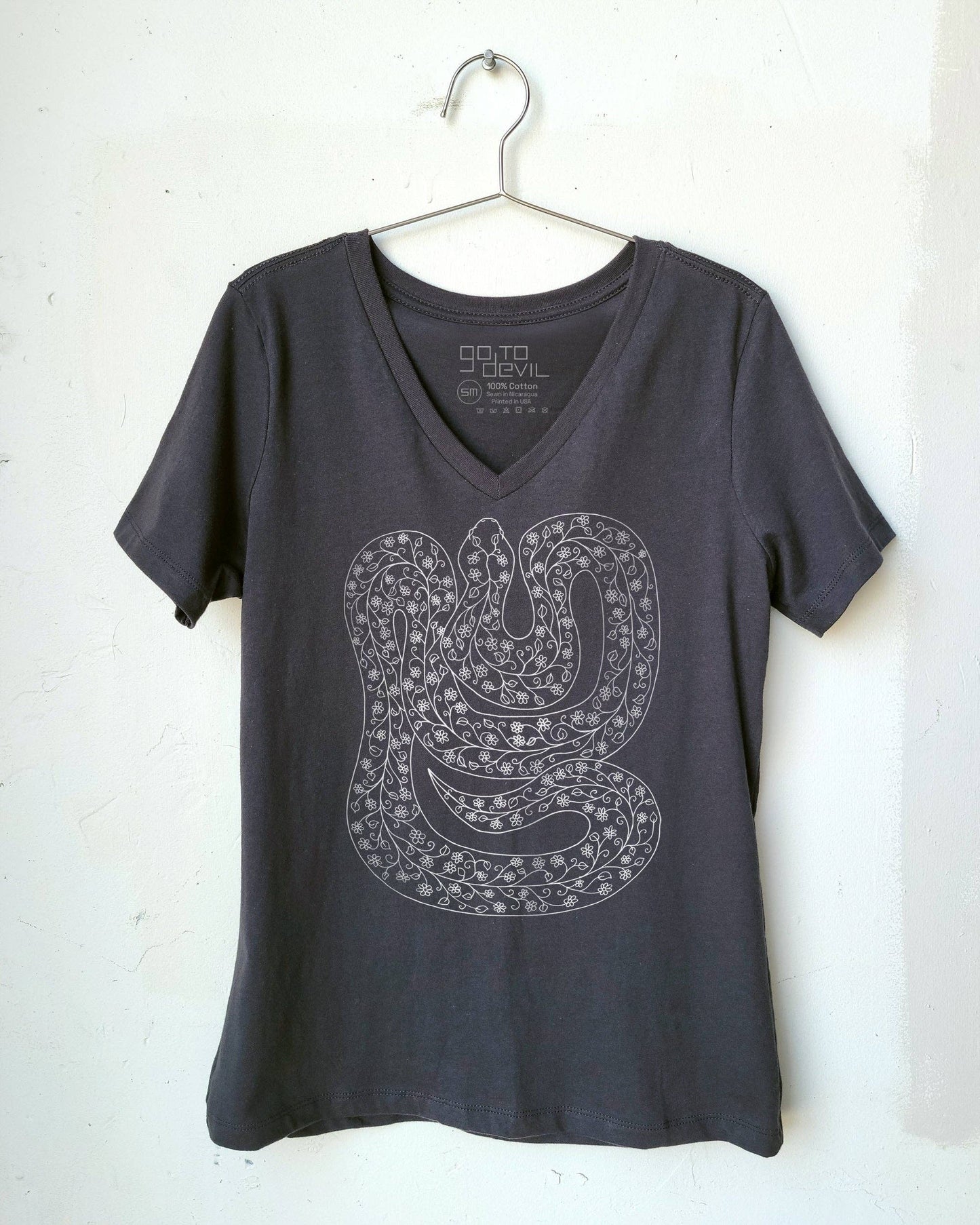 Snake Women's Vee Neck Tee