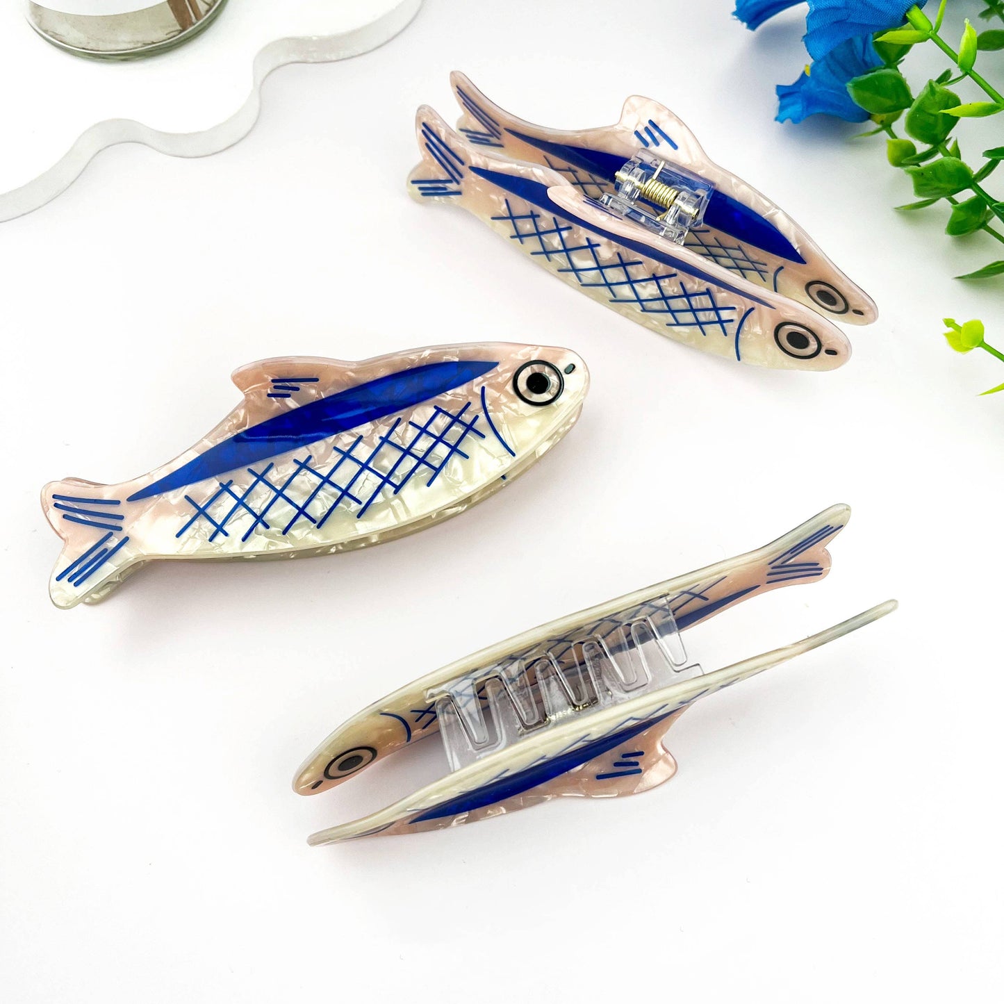 Oversized Sardine Print Acrylic Hair Claw Clip