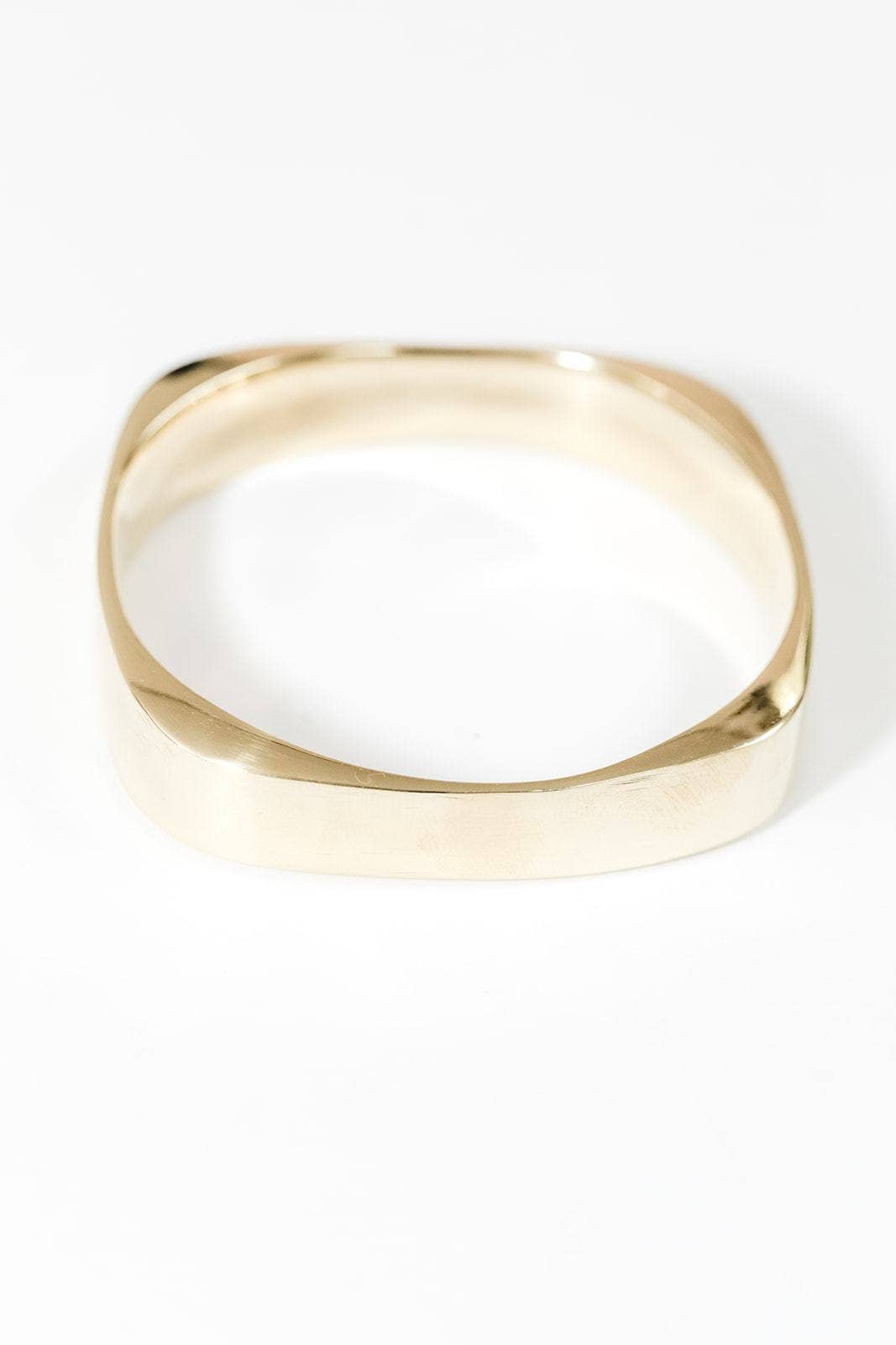Square Bangle II (AA7)