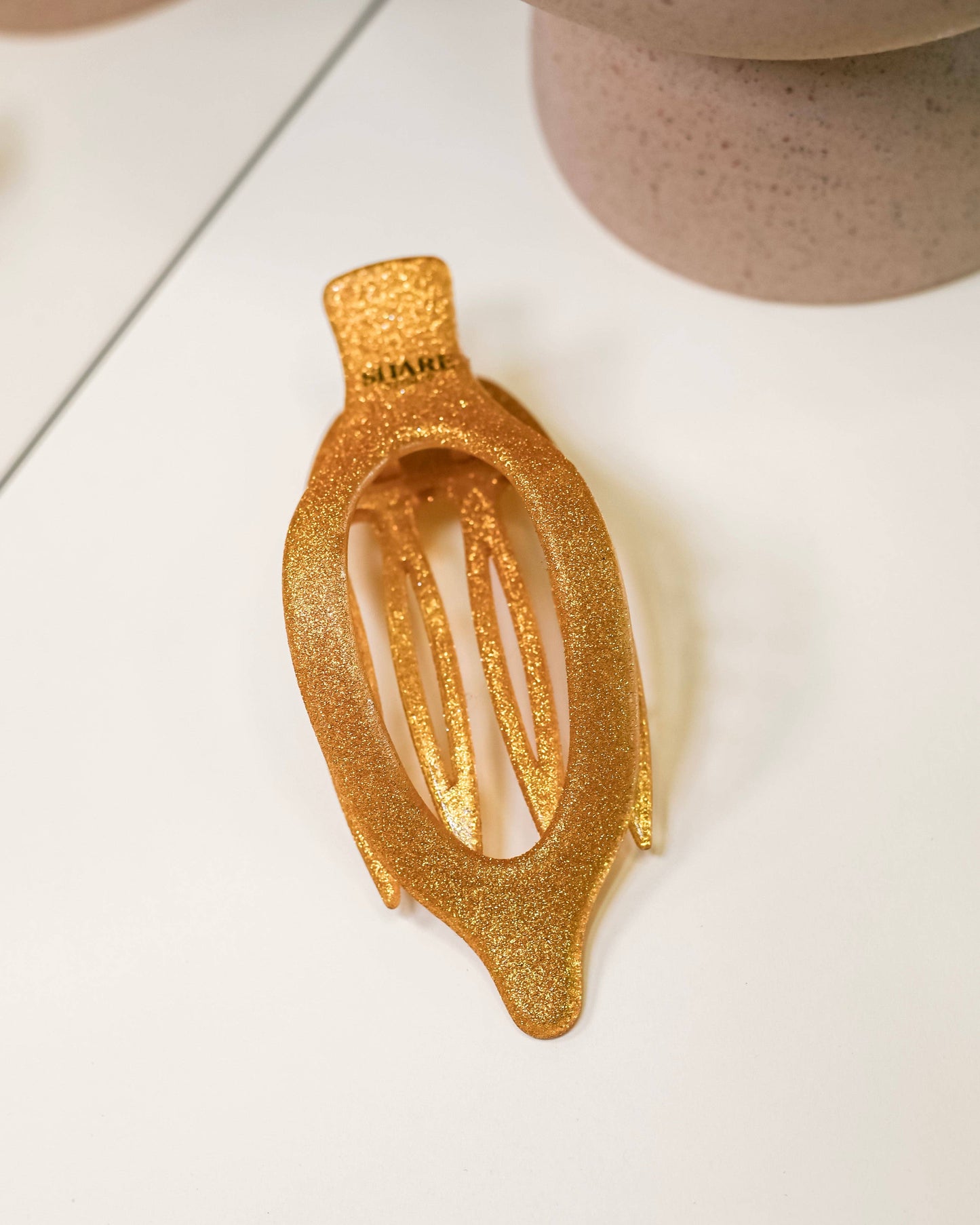 Gold Glitter Wide Lay Flat Clip
