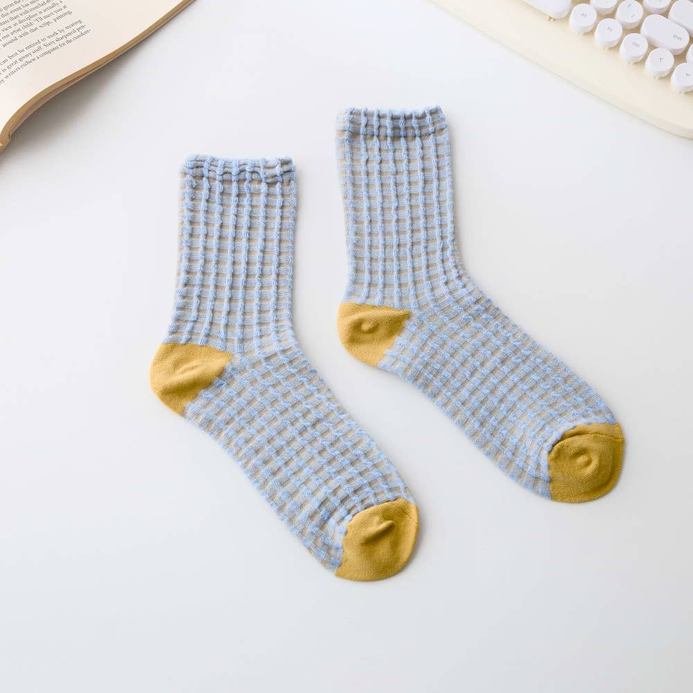 Cotton Waffle Crew Socks – Soft Bubble Texture