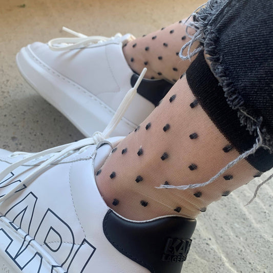 Charlotte - Transparent plumetis socks