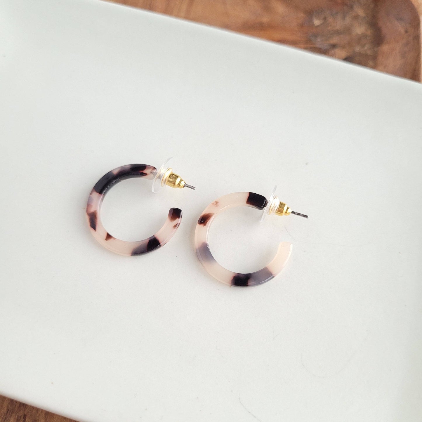 Cam Mini Hoops - Blonde Tortoise // Jewelry, Earrings, Fall