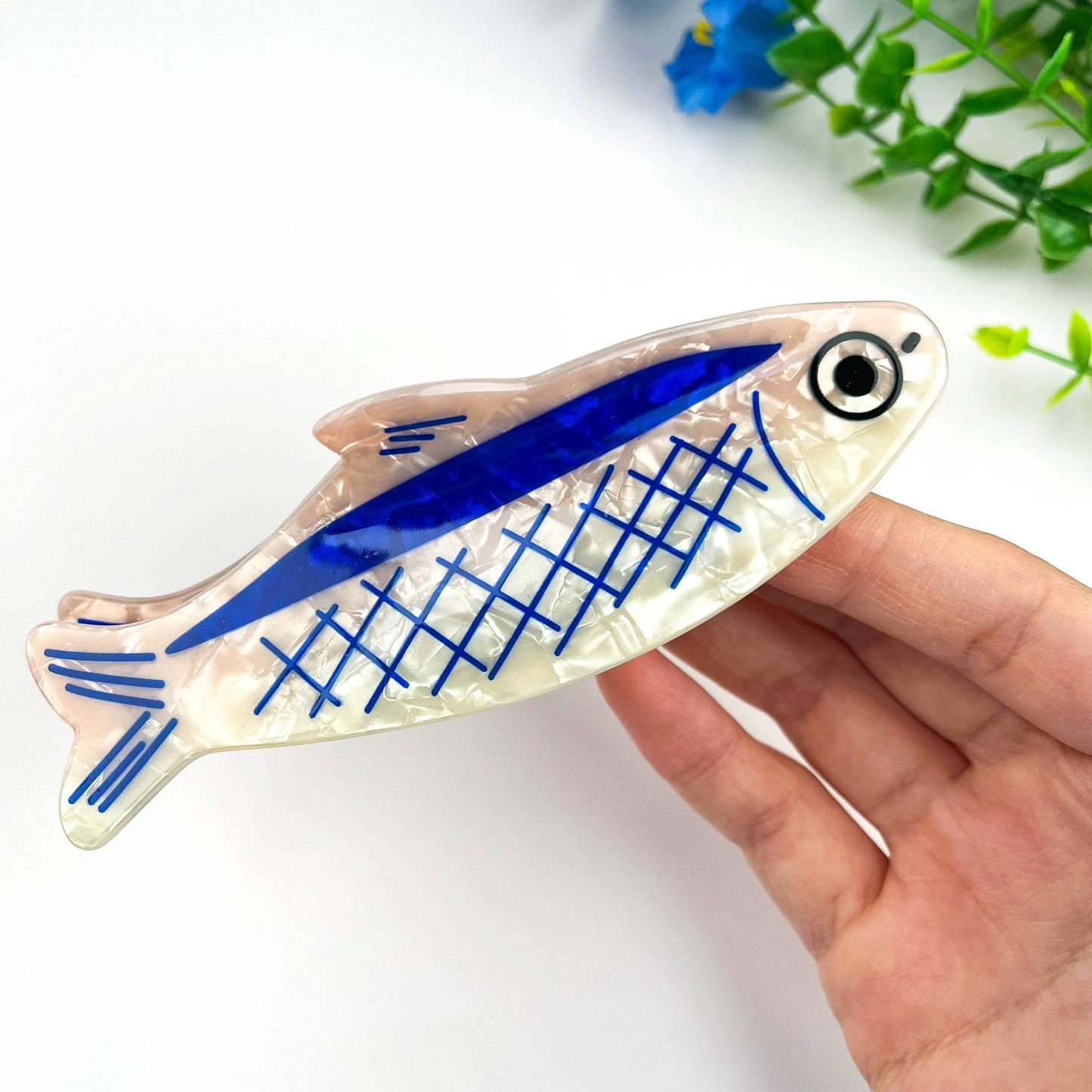 Oversized Sardine Print Acrylic Hair Claw Clip