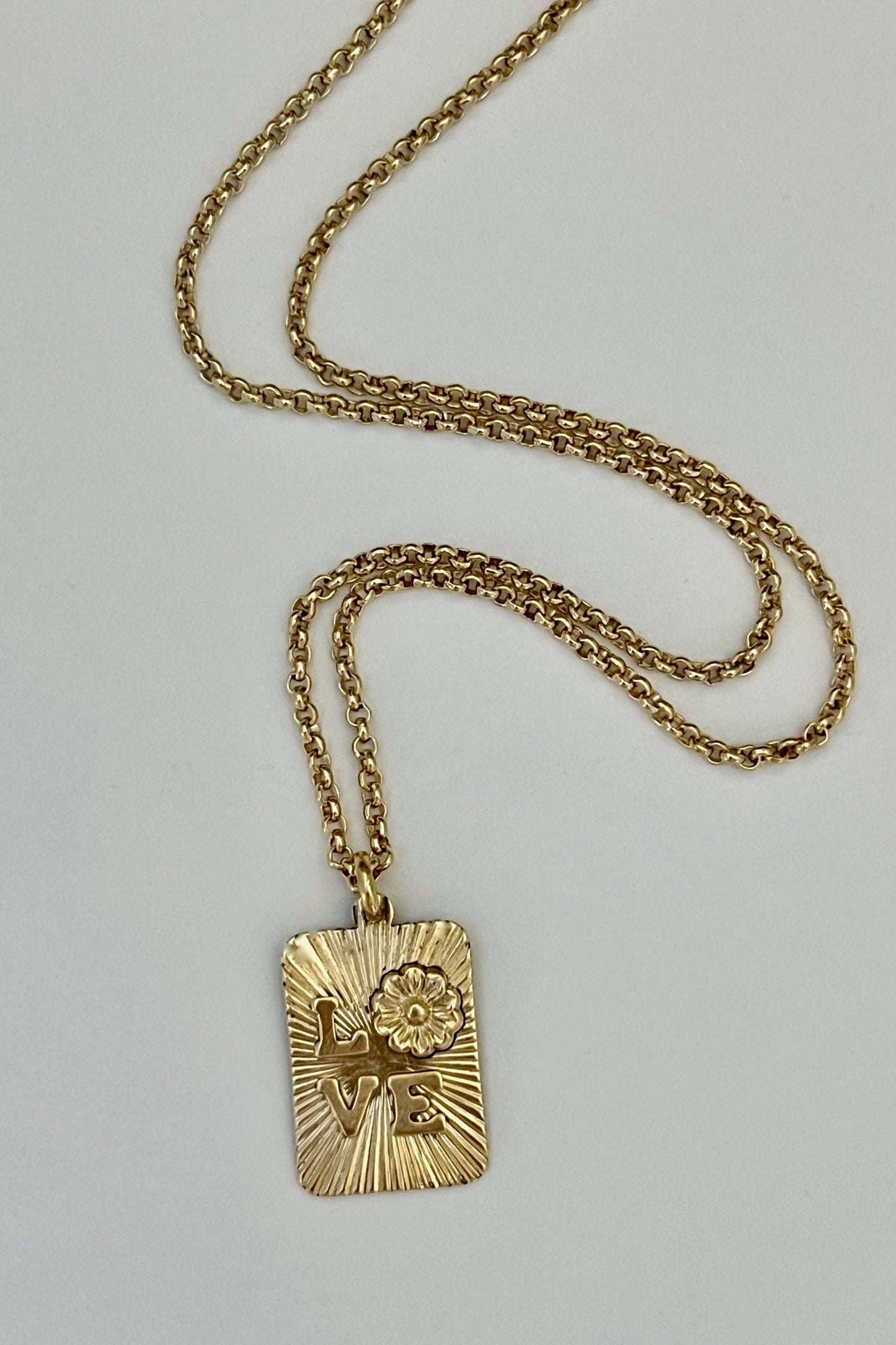 Amora Necklace