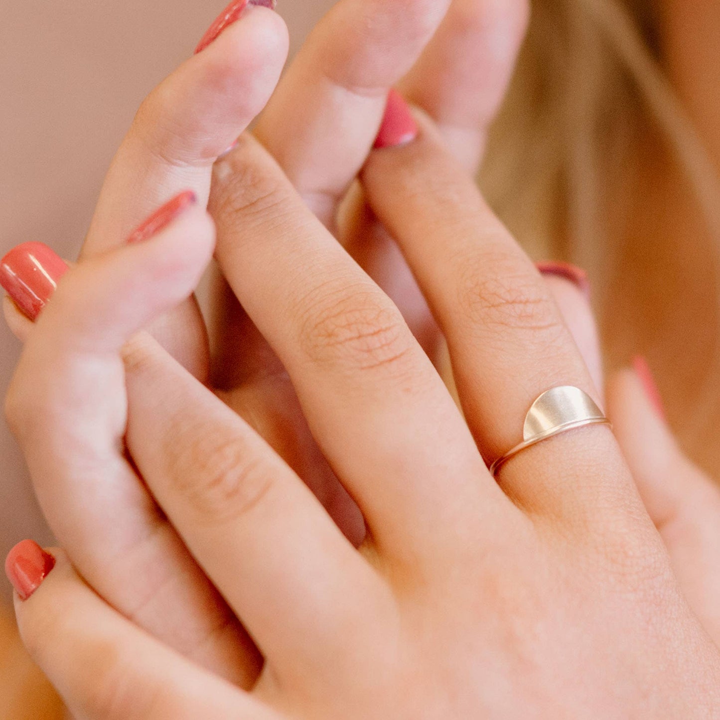 Minimal Semicircle Fragment Stacking Ring