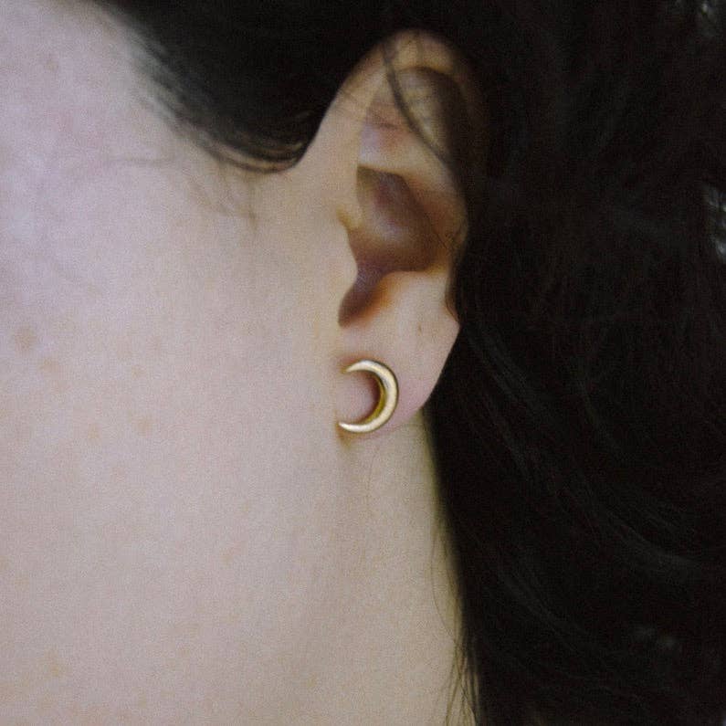 Large Crescent stud earring - #TD8