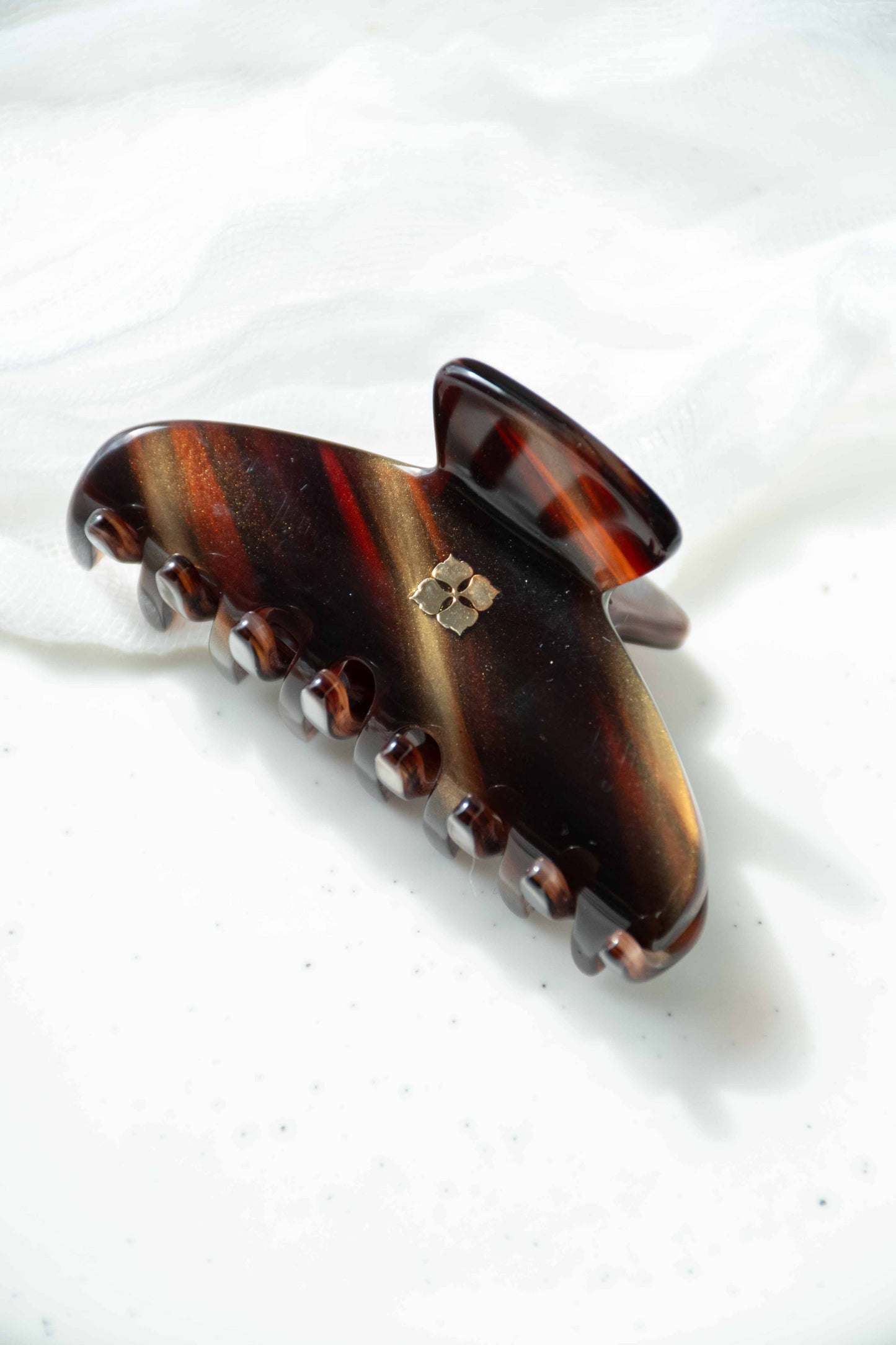 Glamour Grip Mini Claw in Tigers Eye | Bronze Brown Gold Shimmer | Italian Acetate Tortoise Shell Small Hair Clip