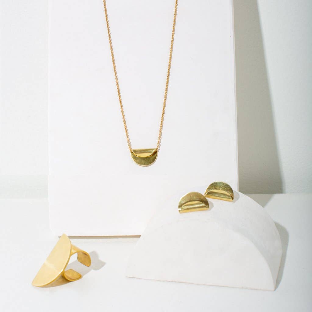Enfold Necklace | Brass