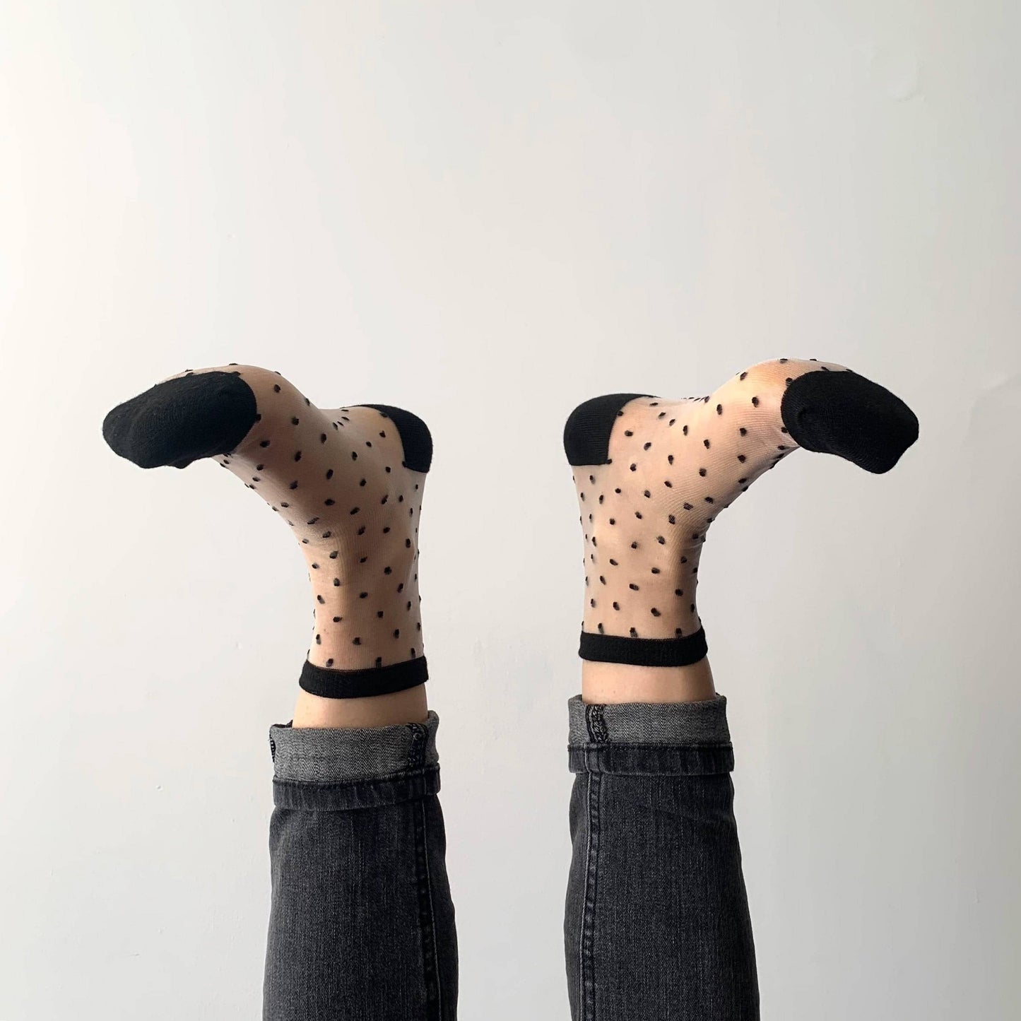 Charlotte - Transparent plumetis socks